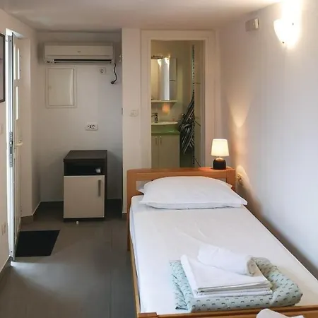 Spacious With Dream Views *